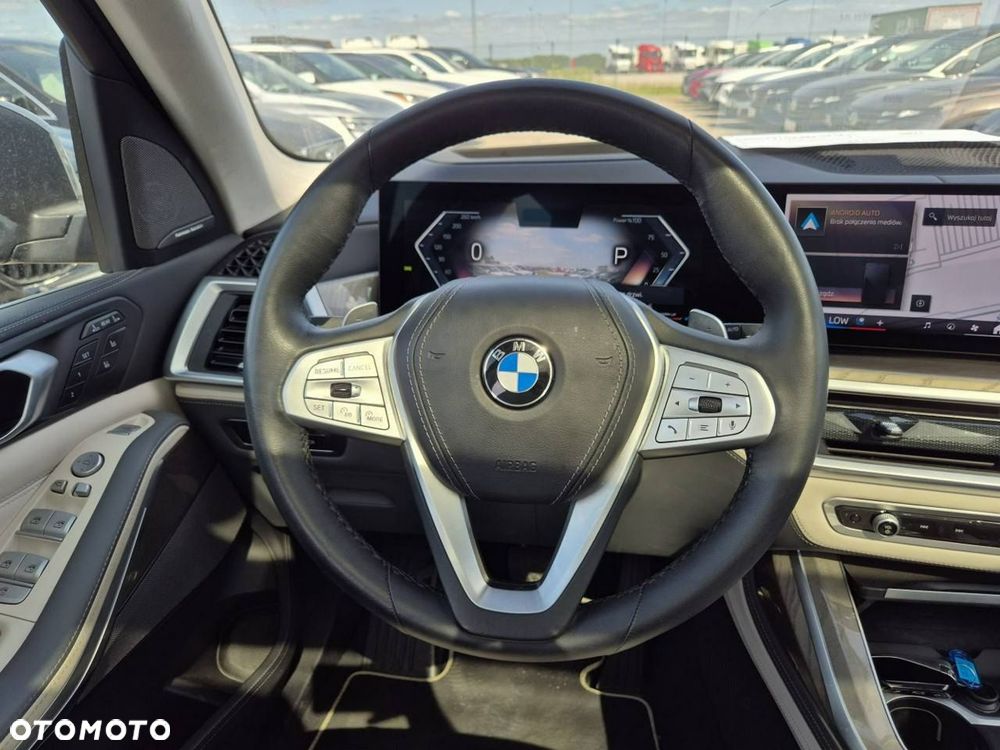 BMW X7 - 10