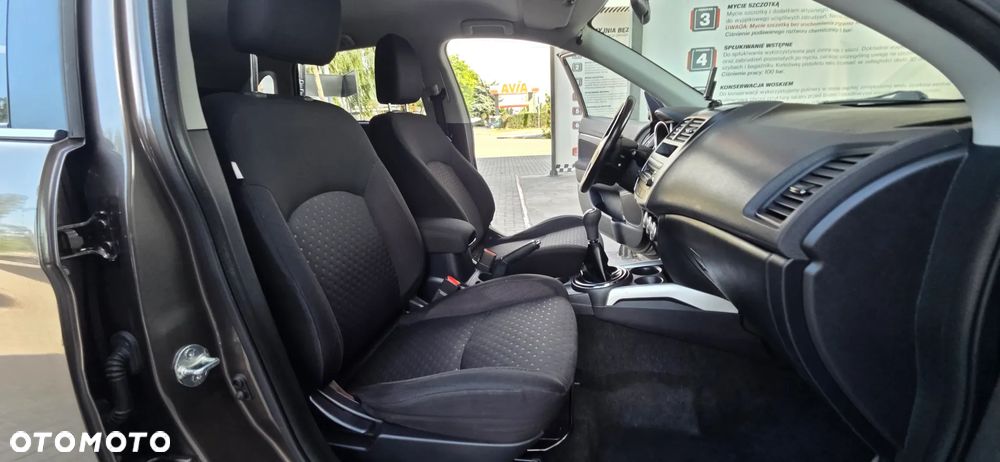 Mitsubishi ASX 1.6 2WD Invite - 35