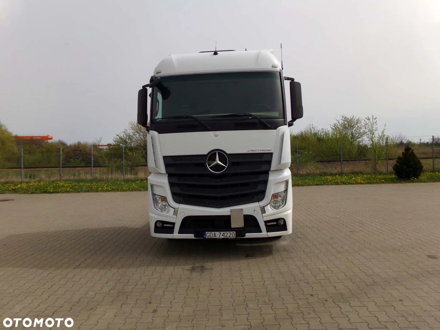 Mercedes-Benz Actros - 2