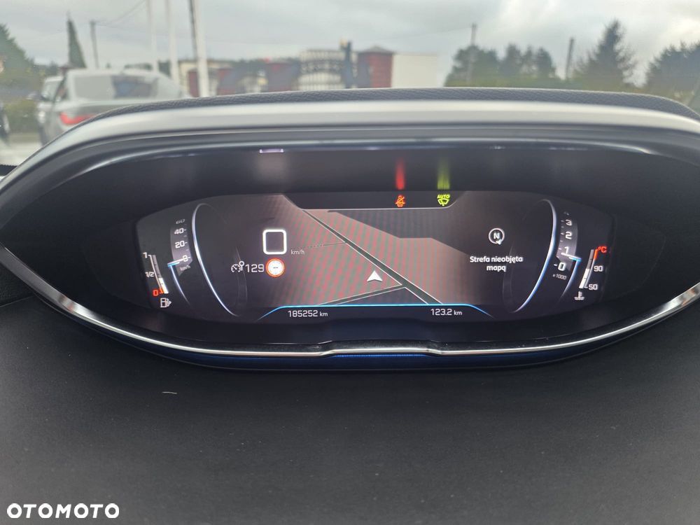 Peugeot 5008 BlueHDi 130 Active - 23