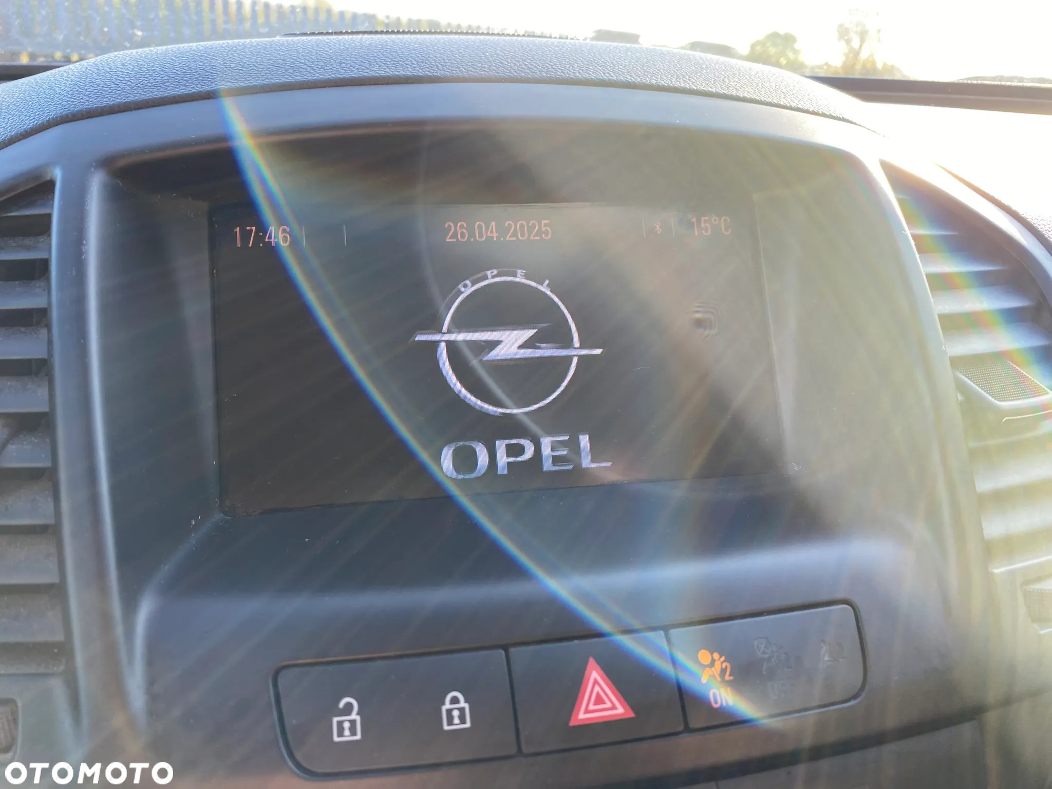 Opel Insignia 2.0 CDTI - 11