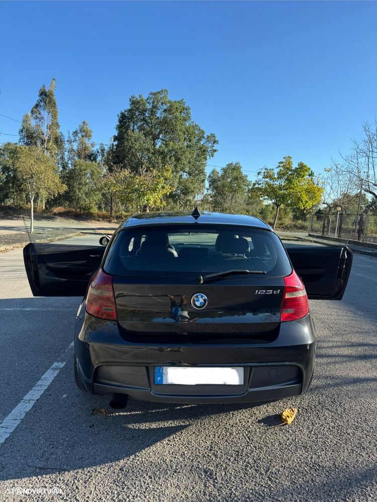 BMW 123 d - 7