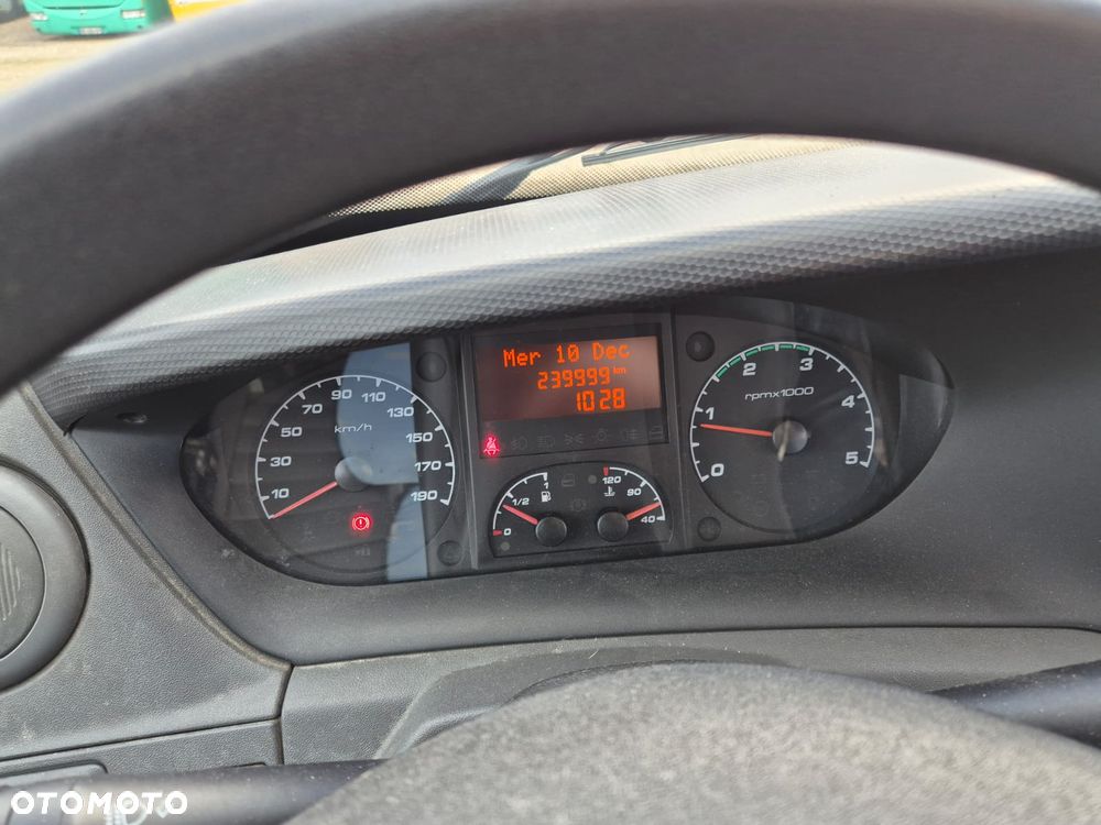 Iveco Wing /34 miejsca /mały przebieg/ Cena:127000 zł netto - 14