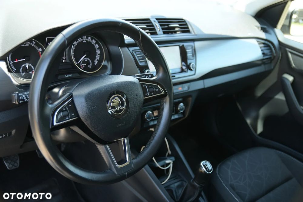 Skoda Fabia 1.0 MPI Clever - 25