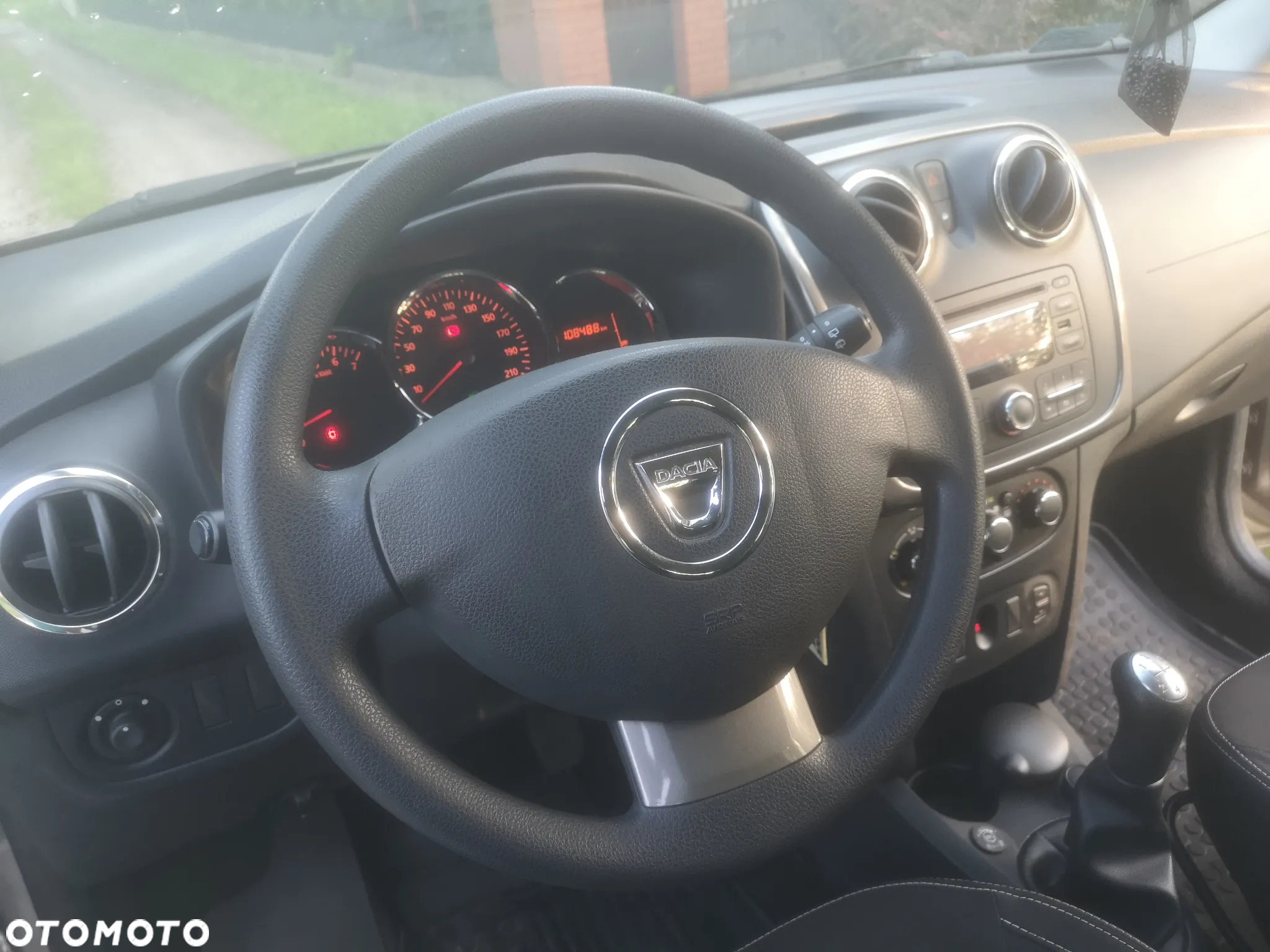 Dacia Sandero 1.2 16V Laureate - 21