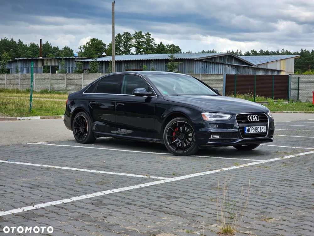Audi A4 Limousine - 4