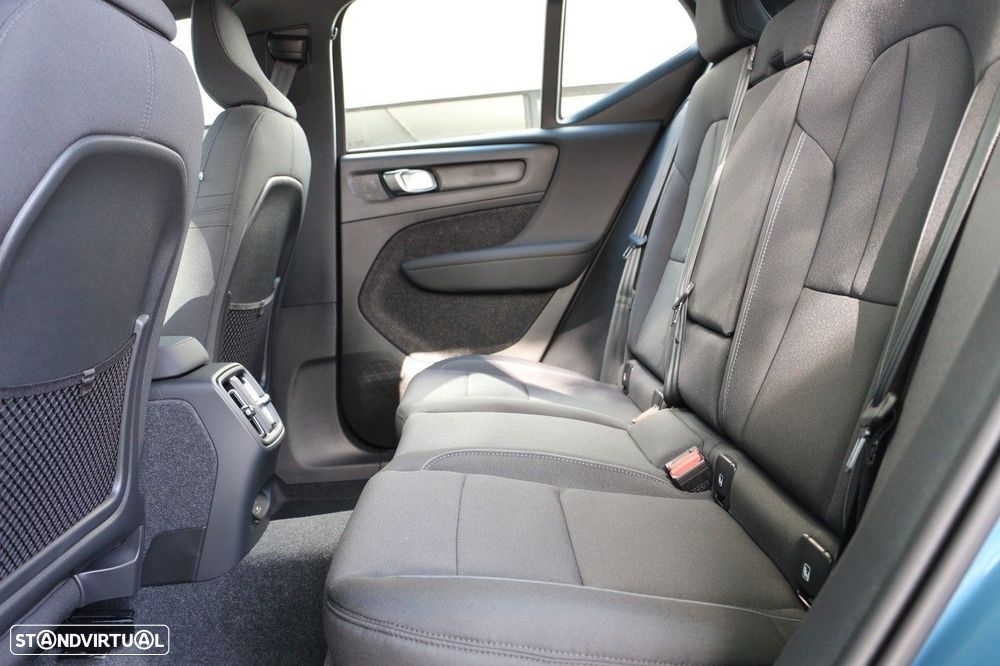 Volvo XC 40 Recharge Plus - 18