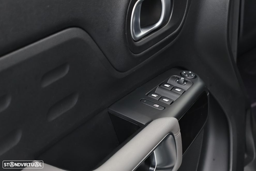 Citroën C5 Aircross 1.6 Hybrid Shine e-EAT8 - 25