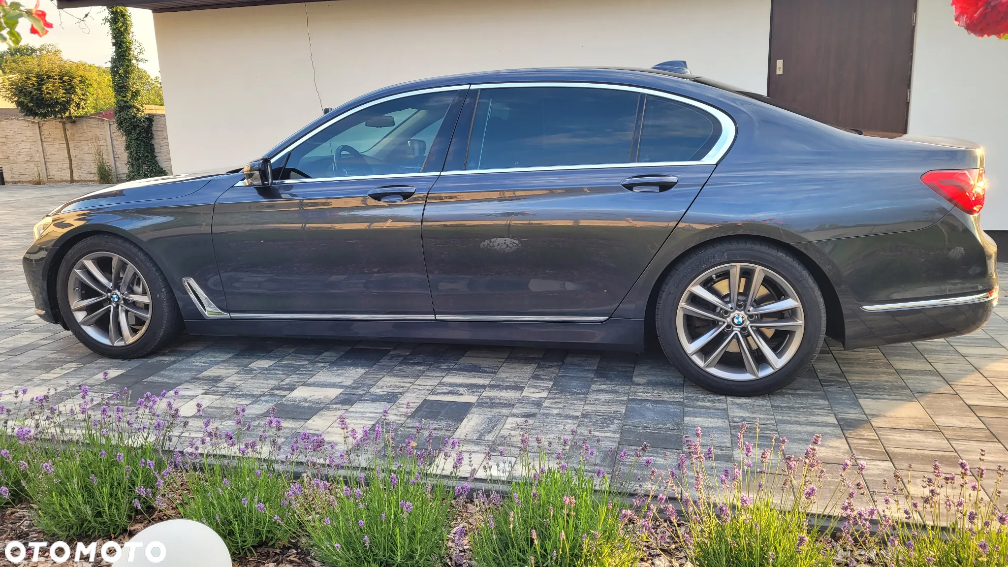 BMW Seria 7 740Li - 10