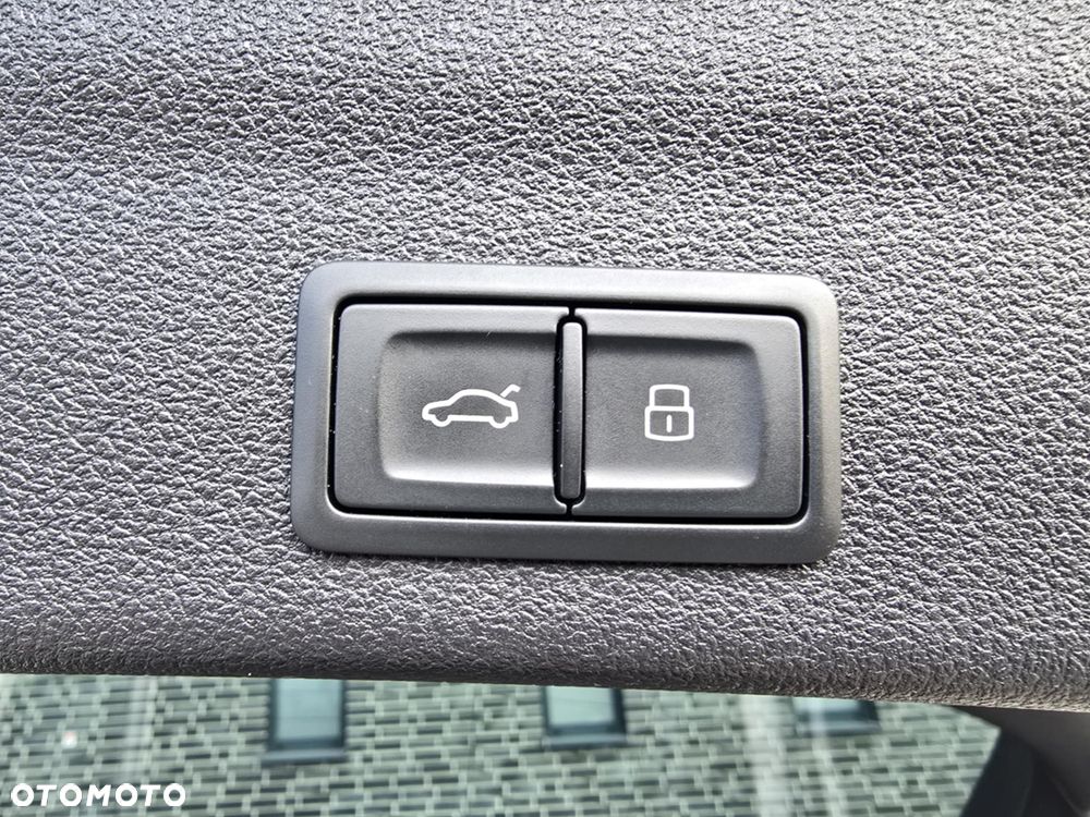 Audi A6 Avant 40 TDI quattro S tronic sport - 18