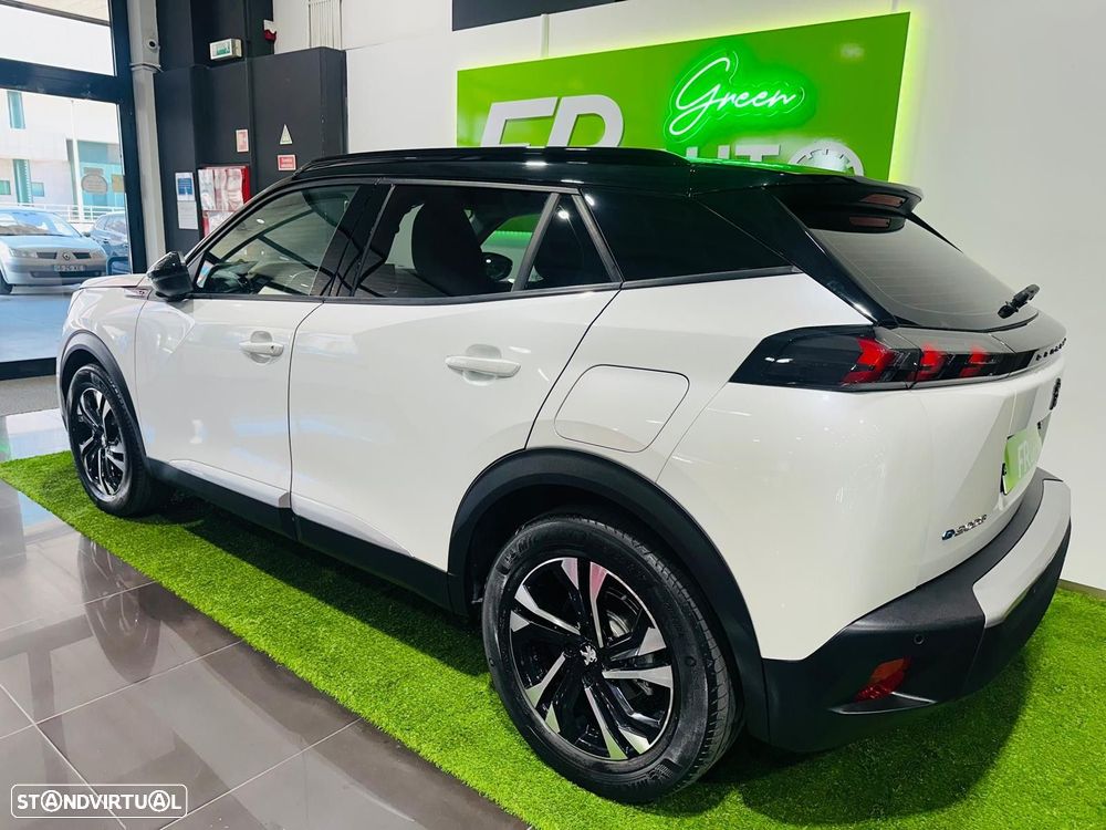 Peugeot e-2008 50 kWh Active Pack - 14