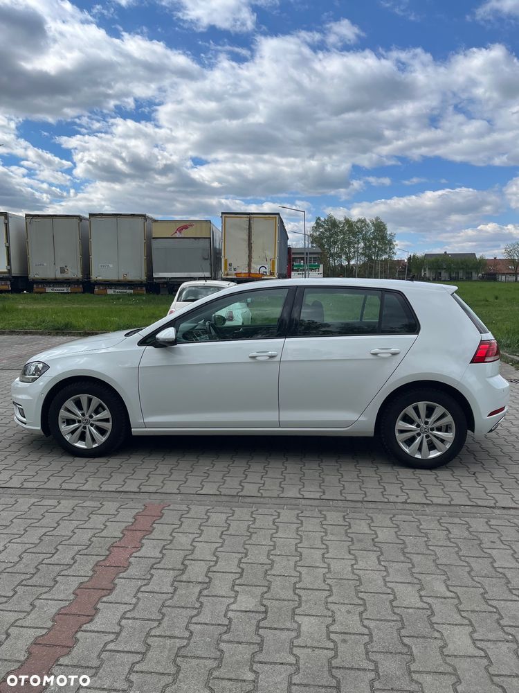 Volkswagen Golf - 3