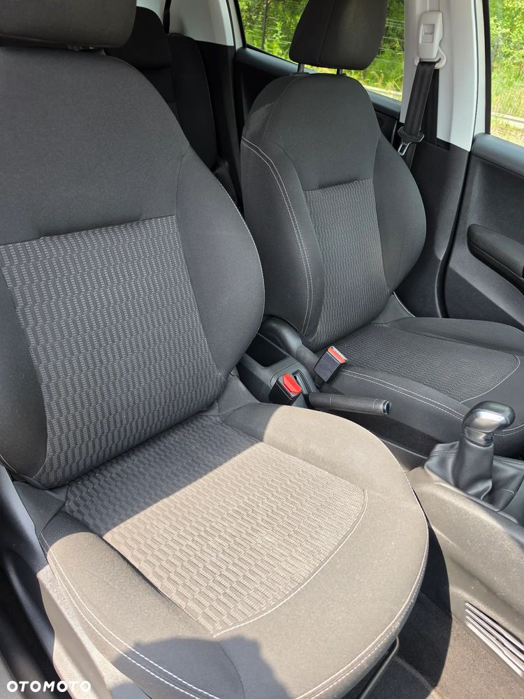 Peugeot 208 82 PureTech Style - 14