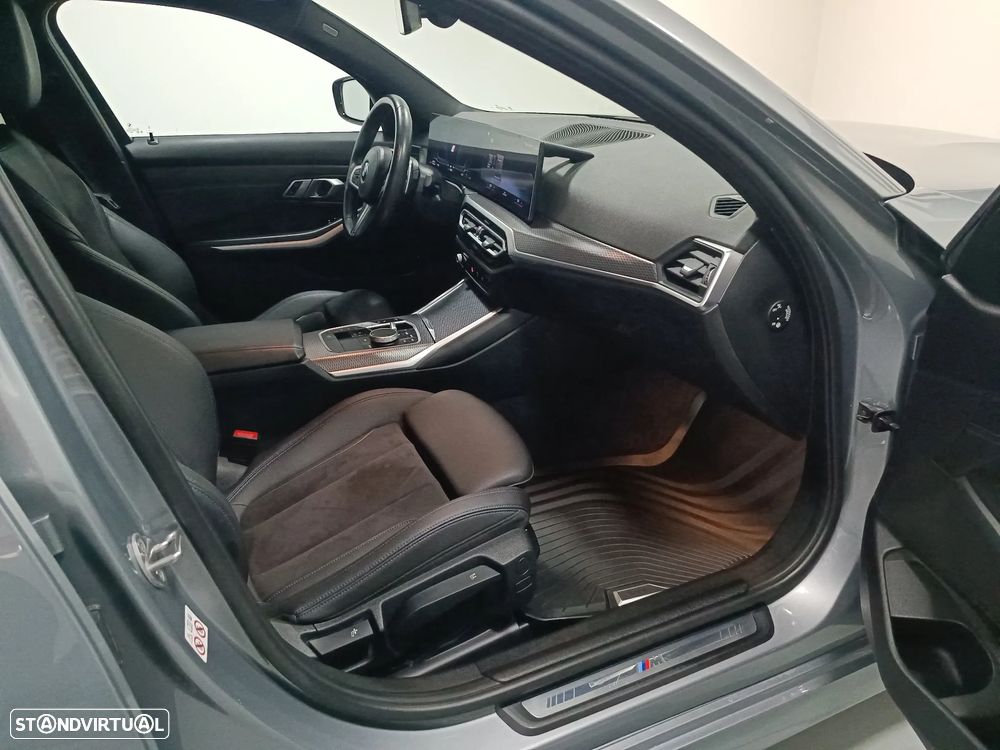 BMW 320 e Pack Desportivo M Auto - 23
