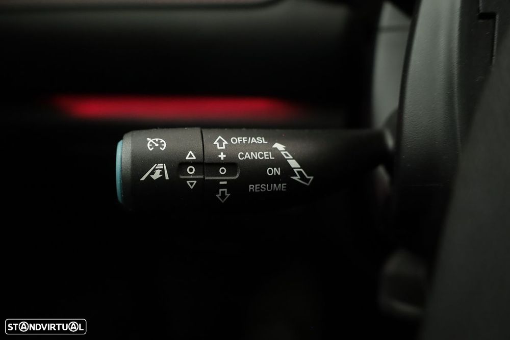 MG EHS 1.5 T-GDI Plug-in Hybrid Luxury - 17