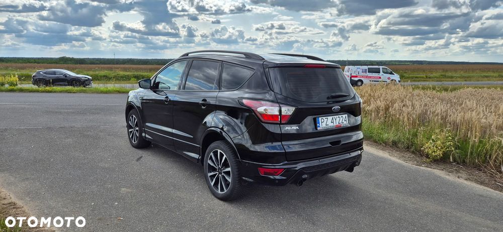 Ford Kuga 2.0 TDCi 4x4 ST-Line - 6