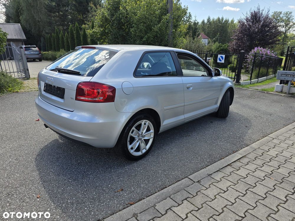 Audi A3 3-drzwiowe 1.6 Ambiente - 26
