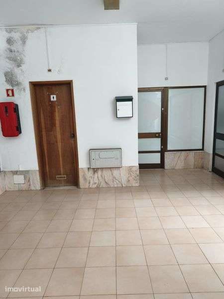 Arrenda-se Escritório  Penafiel - Grande imagem: 4/11