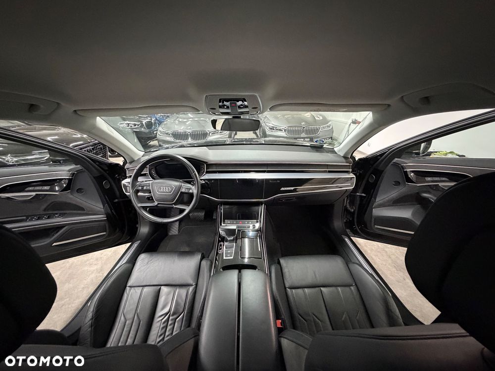 Audi A8 - 25