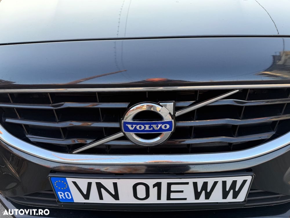 Volvo V40 D4 Momentum - 16