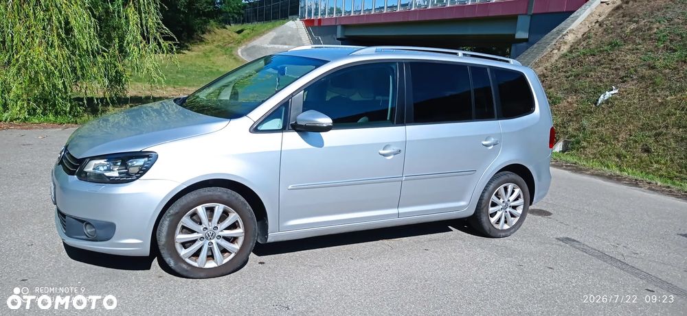 Volkswagen Touran 2.0 TDI Highline - 14