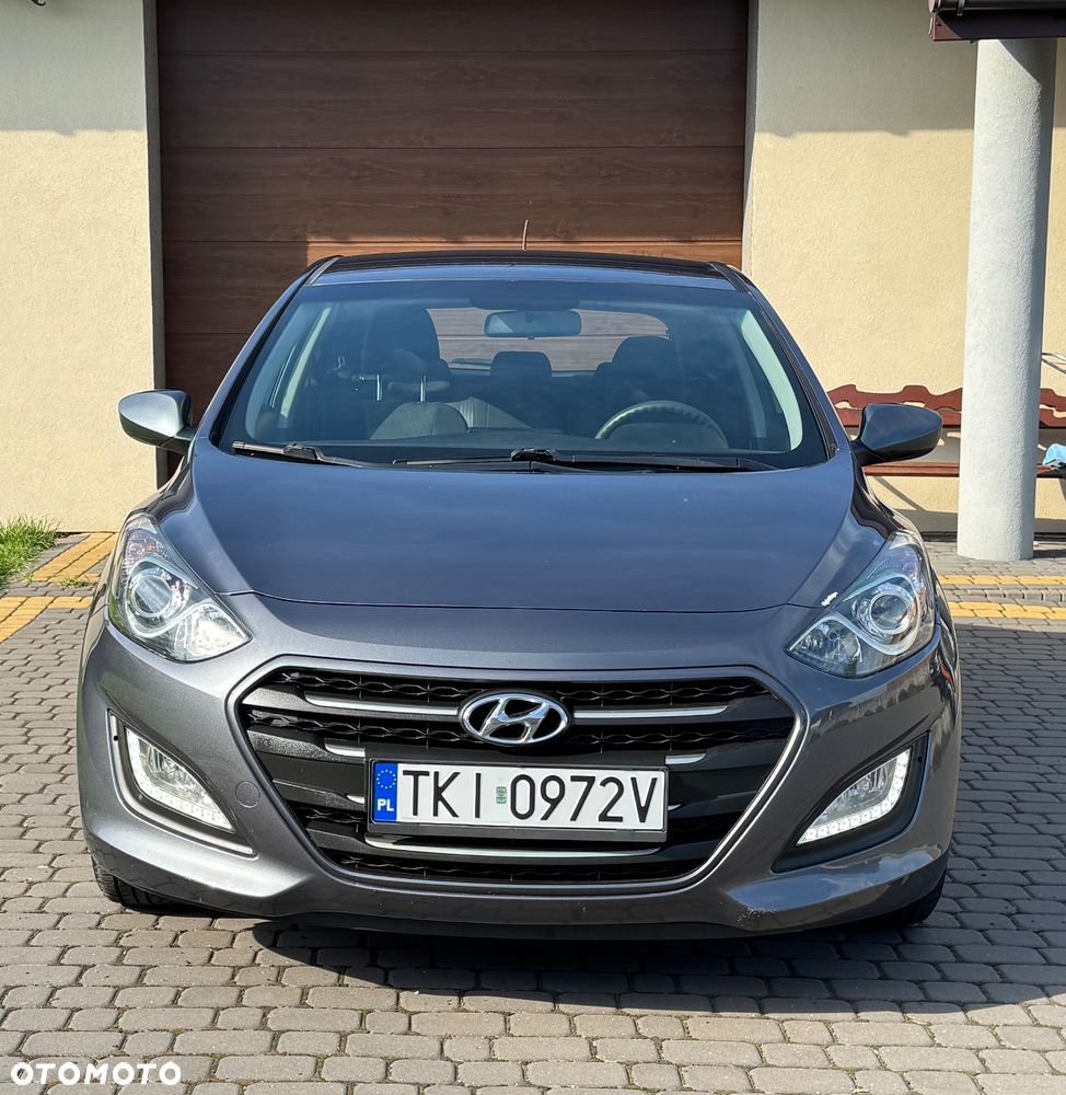 Hyundai i30 1.4 YES - 8