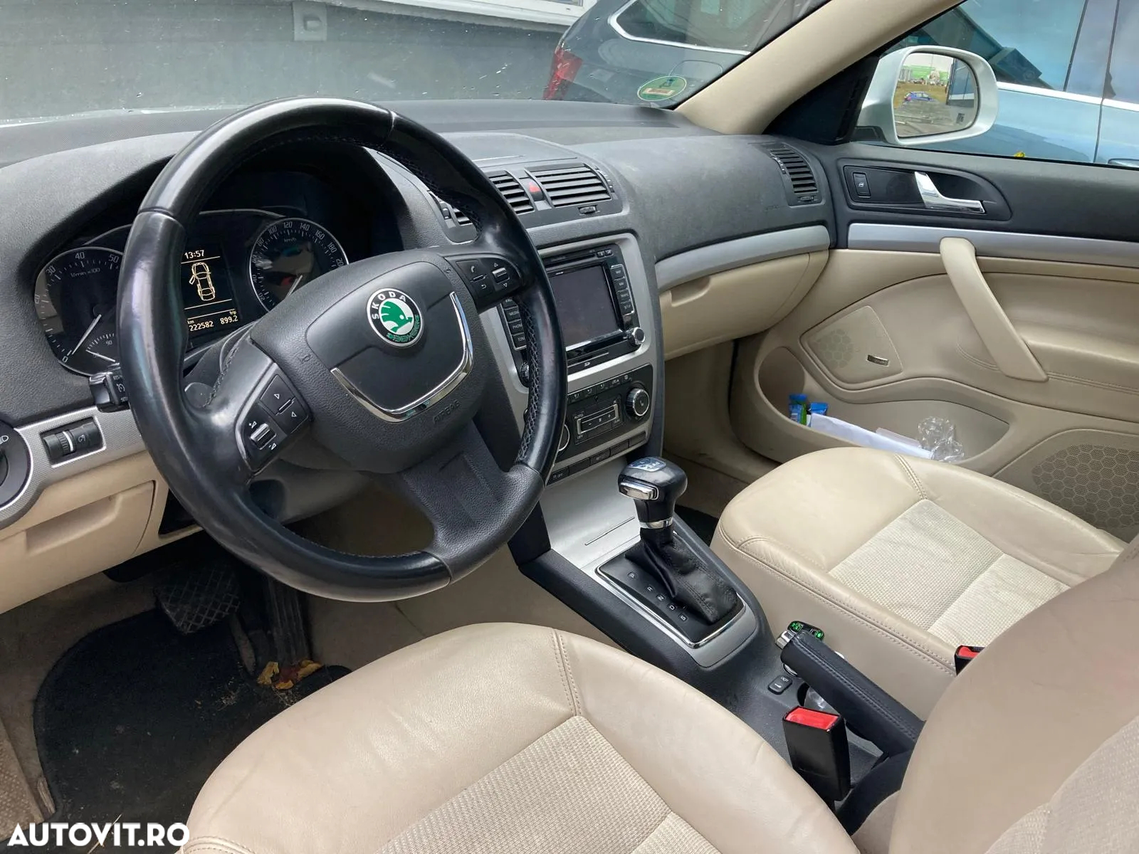 Skoda Octavia Combi 1.4 TSI DSG Elegance - 2