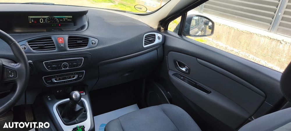 Renault Scenic TCe 130 Dynamique - 14