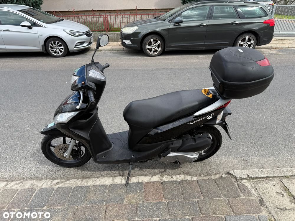 Honda Vision - 5