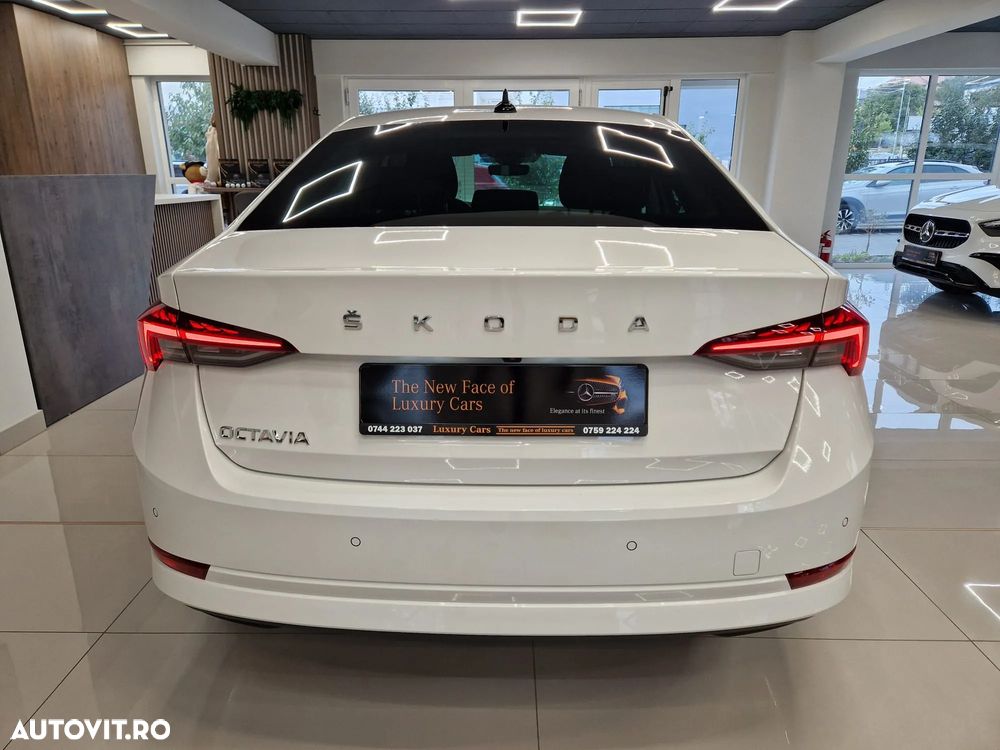 Skoda Octavia 2.0 TDI DSG Style - 9