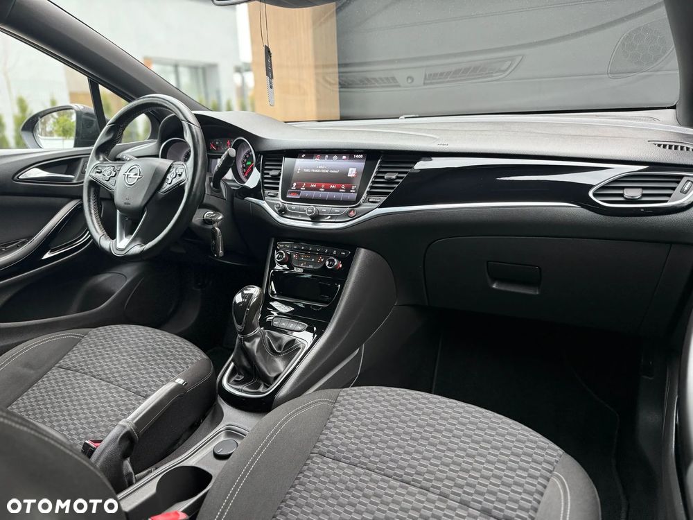 Opel Astra 1.4 Turbo Dynamic - 11