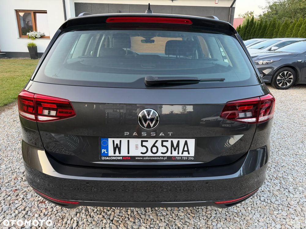 Volkswagen Passat Variant 2.0 TDI EVO Business DSG - 16