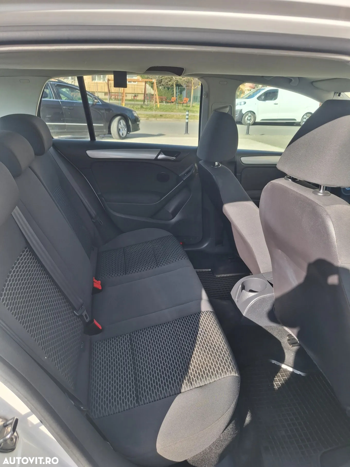 Volkswagen Golf - 8