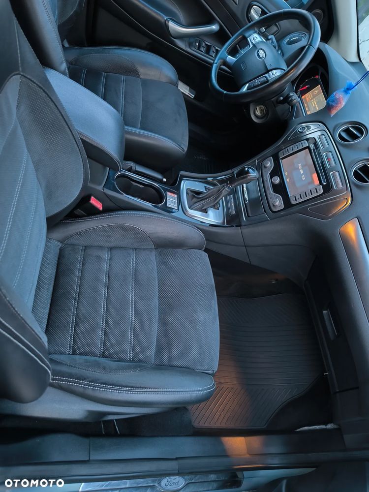 Ford Mondeo - 21