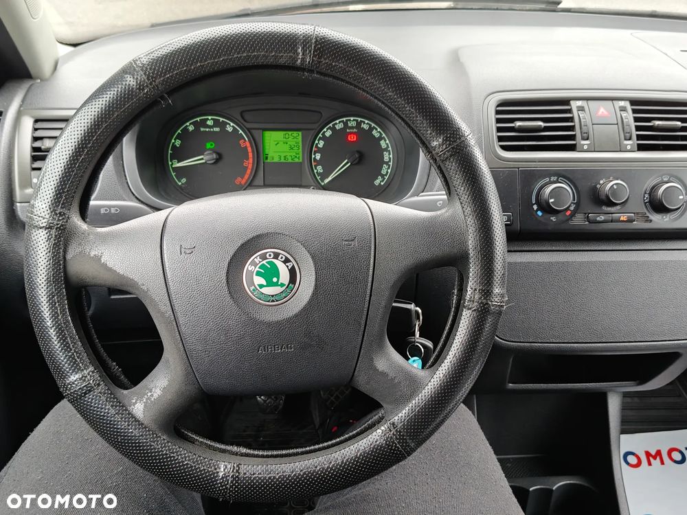Skoda Fabia 1.4 16V Ambiente - 20