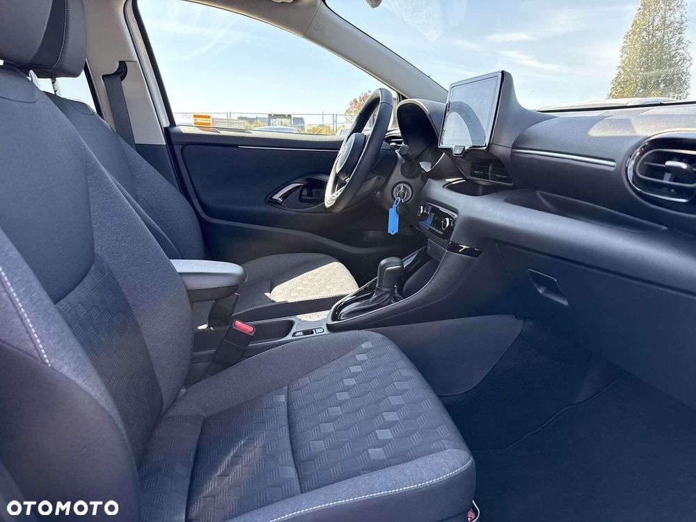 Toyota Yaris Hybrid 1.5 Style - 9