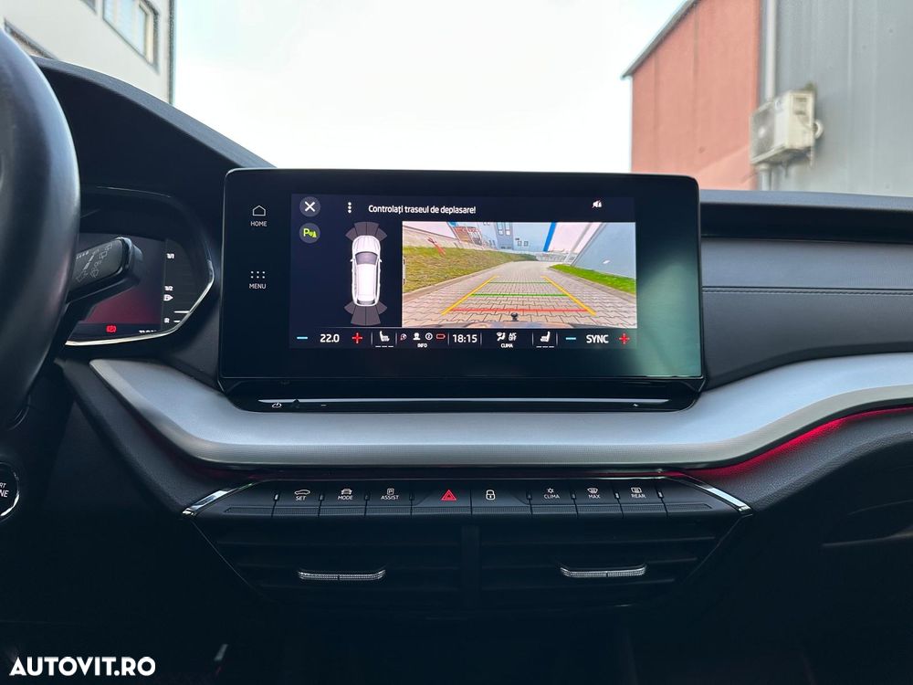 Skoda Octavia Combi 2.0 TDI DSG Clever - 29