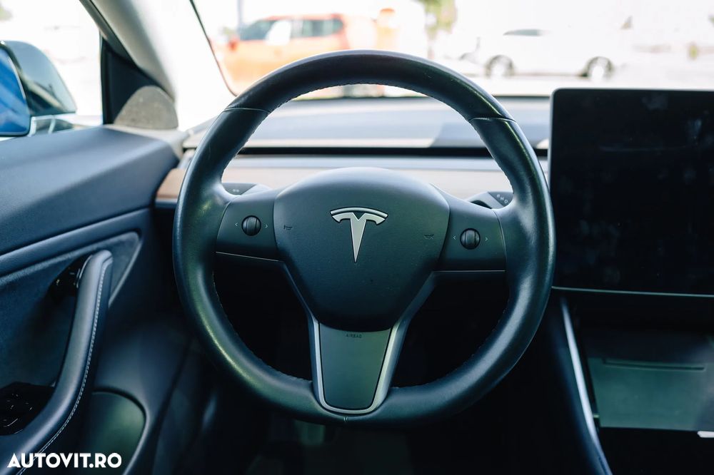 Tesla Model 3 Langstreckenbatterie Hinterradantrieb - 19