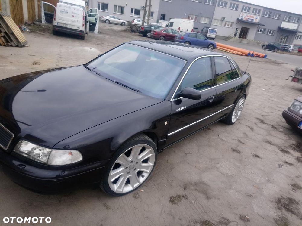 Audi A8 - 12