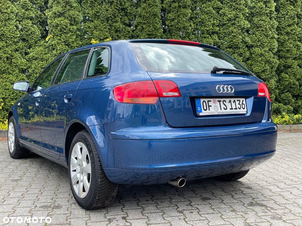 Audi A3 ver-1-6-fsi-ambiente - 11