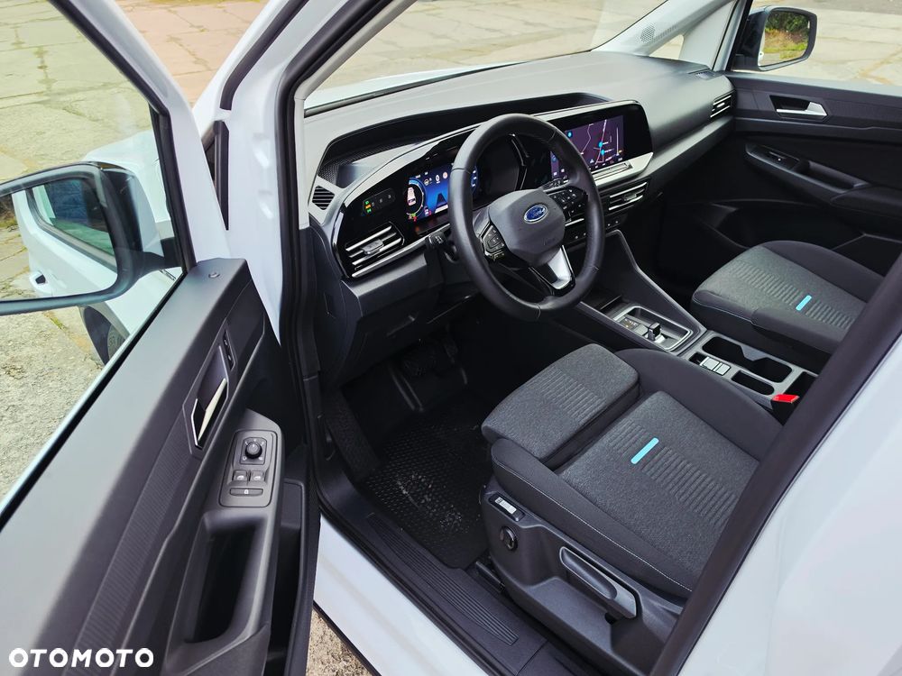 Ford Transit Connect - 17