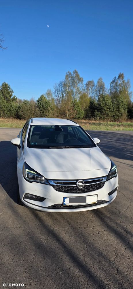Opel Astra 1.6 CDTI Sport - 1