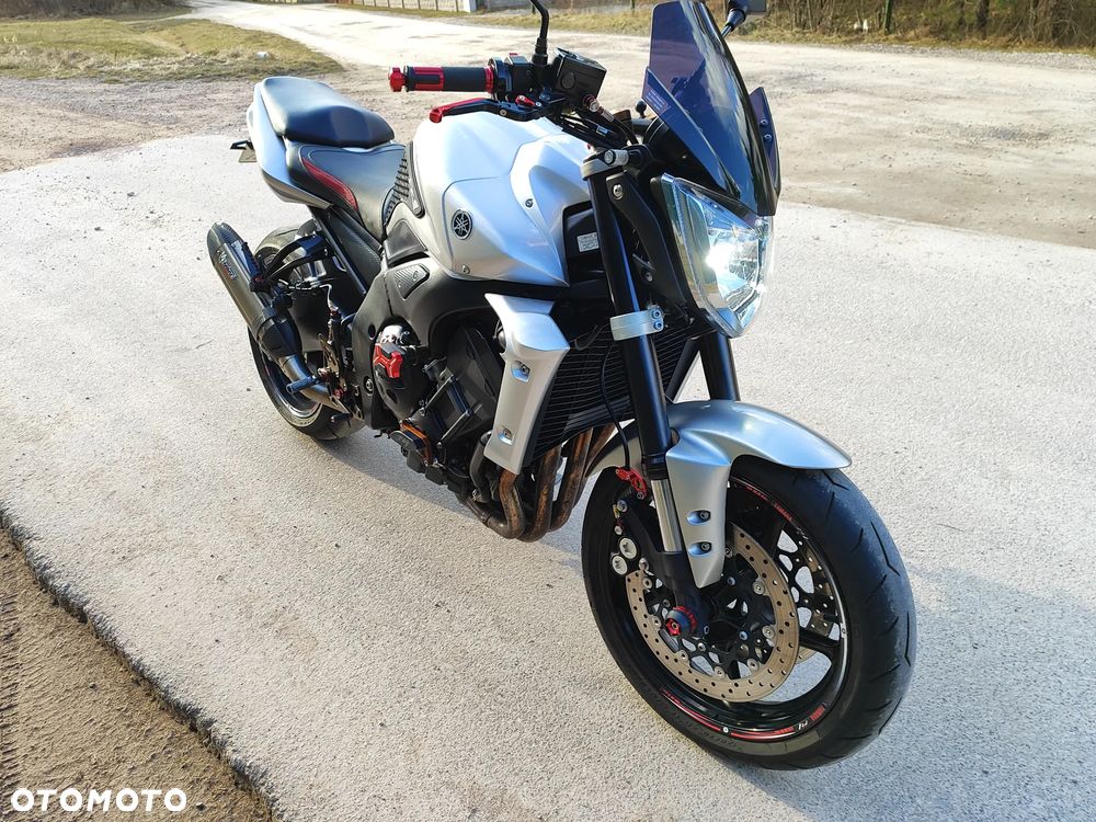 Yamaha FZ - 7