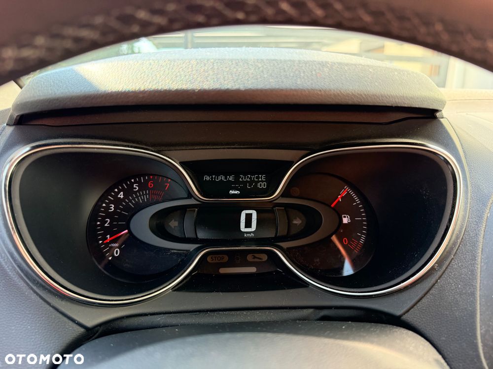 Renault Captur - 13