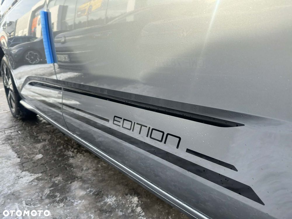 Volkswagen Multivan 2.0 TDI L2 Edition DSG - 9