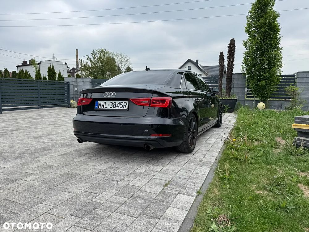Audi A3 Limousine 40 TFSI Quattro S tronic - 2