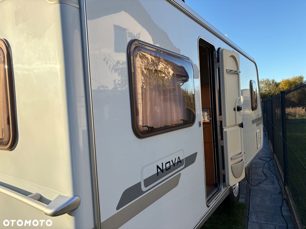 Hymer-Eriba Nova - 12