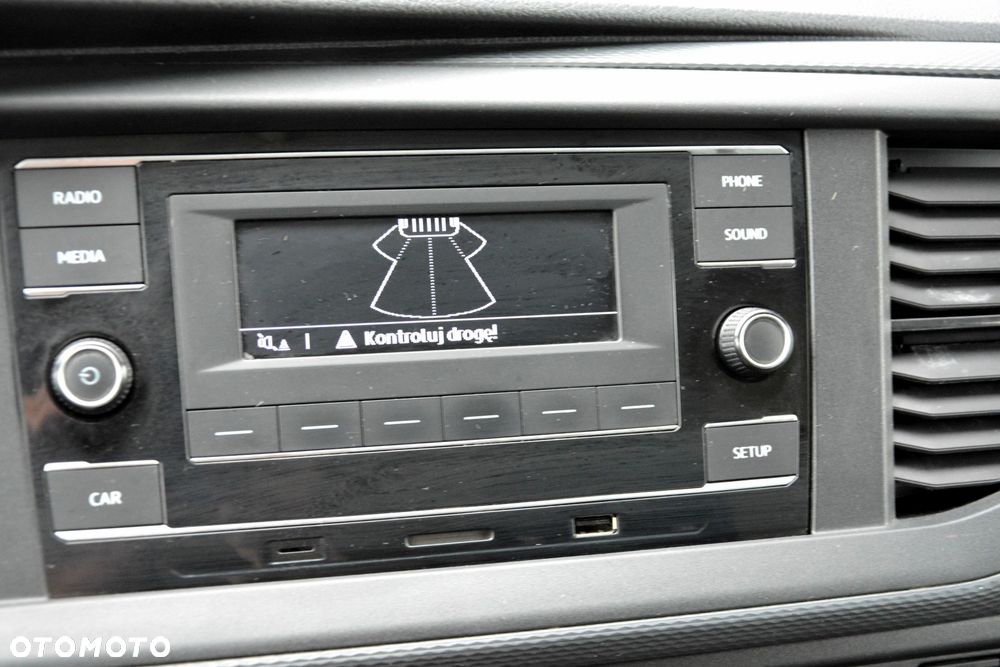 Volkswagen Transporter L2H1 - 18