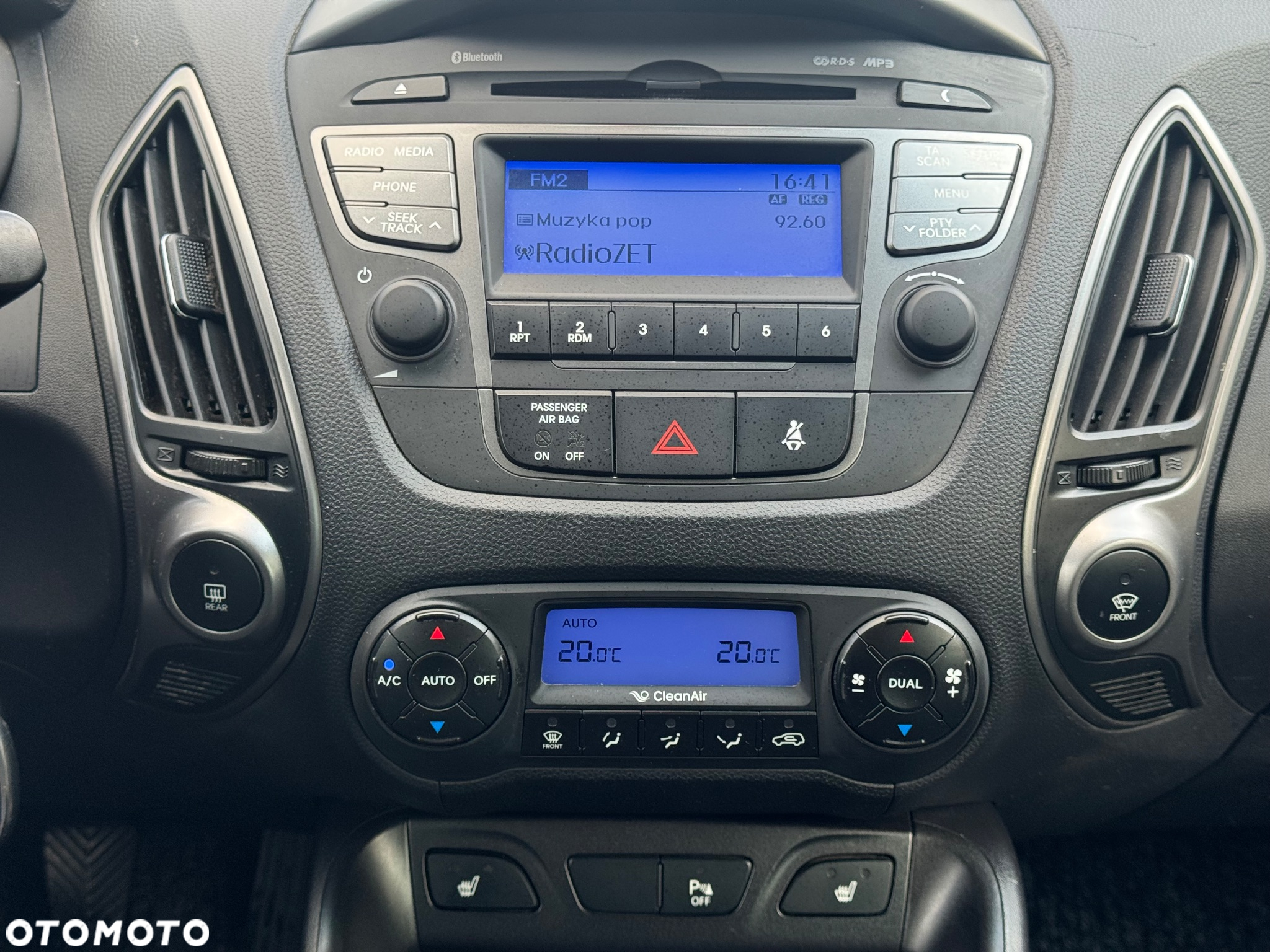 Hyundai ix35 blue 1.6 2WD Finale Gold - 18