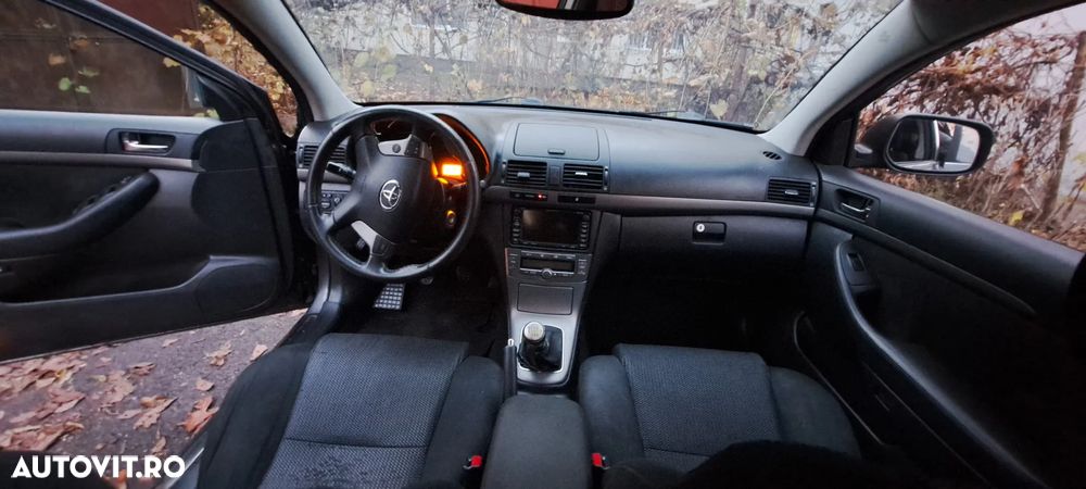 Toyota Avensis 2.2 D-CAT Travel - 5